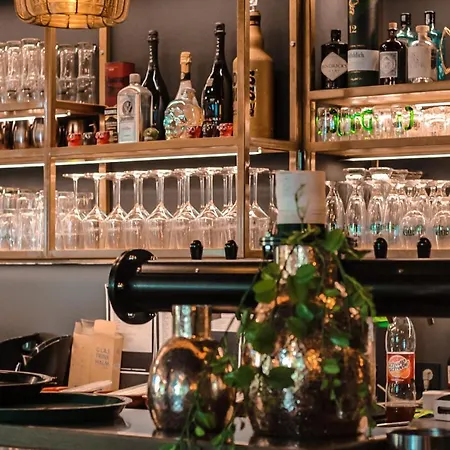 Hotel Schwarzer Adler 3*