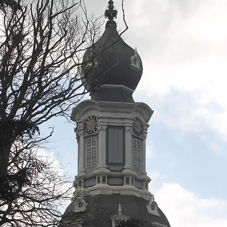 Schwarzer Adler Szálloda