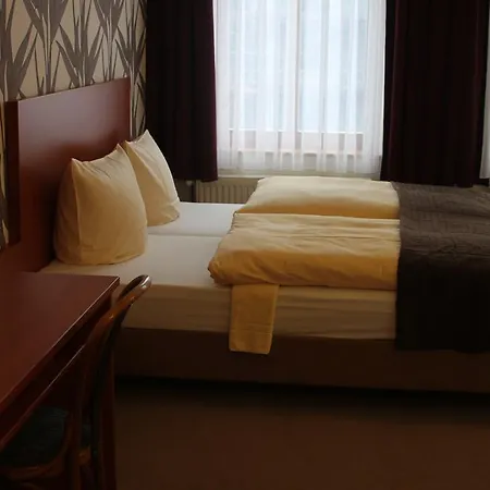 Schwarzer Adler Hotel Jever
