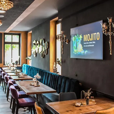 Schwarzer Adler Hotel Jever