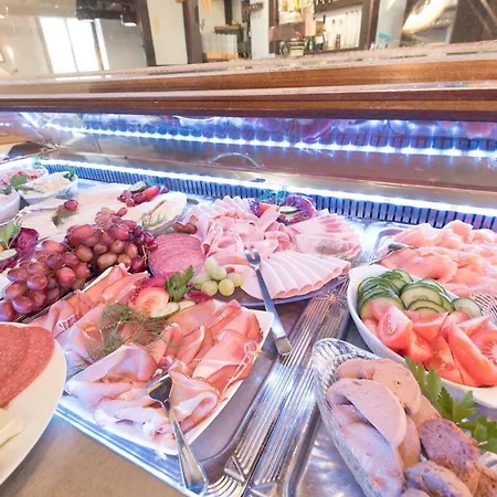 Schwarzer Adler 제베